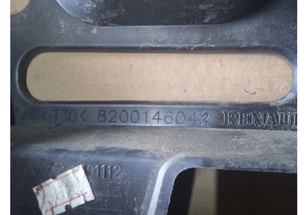 Кронштейн бампера заднього, правий Renault Megane II, 8200146042, ДЕФЕКТ